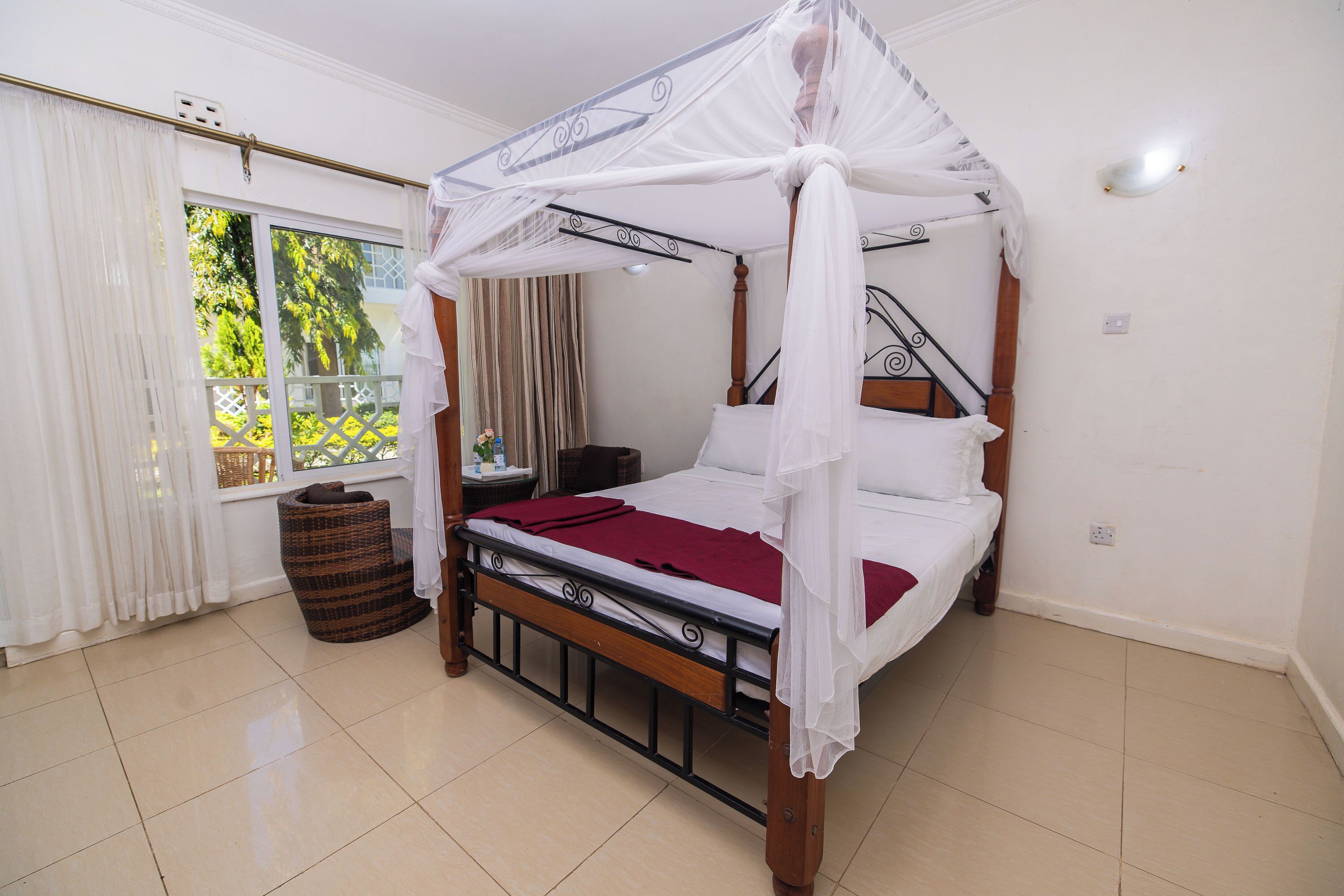 Blackout curtains, iron/ironing board, free WiFi