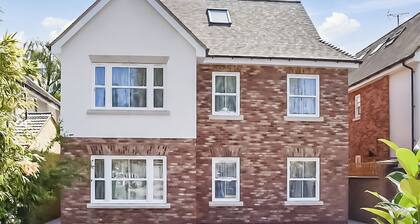 Apartment 5 - UK51650