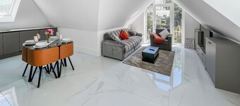Apartment 5 - UK51650