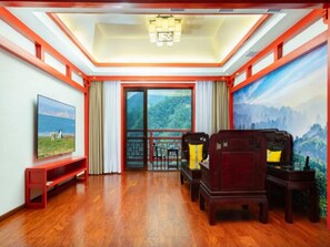 Suite Familiale, plusieurs lits, non-fumeurs, salle de bains privée | Intérieur