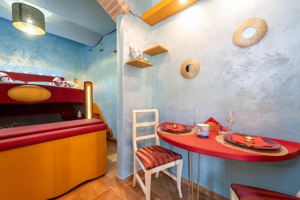 Deluxe Room | In-room safe, individually decorated, individually furnished