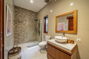 Bathroom - Sunterra Villas (Kerobokan)