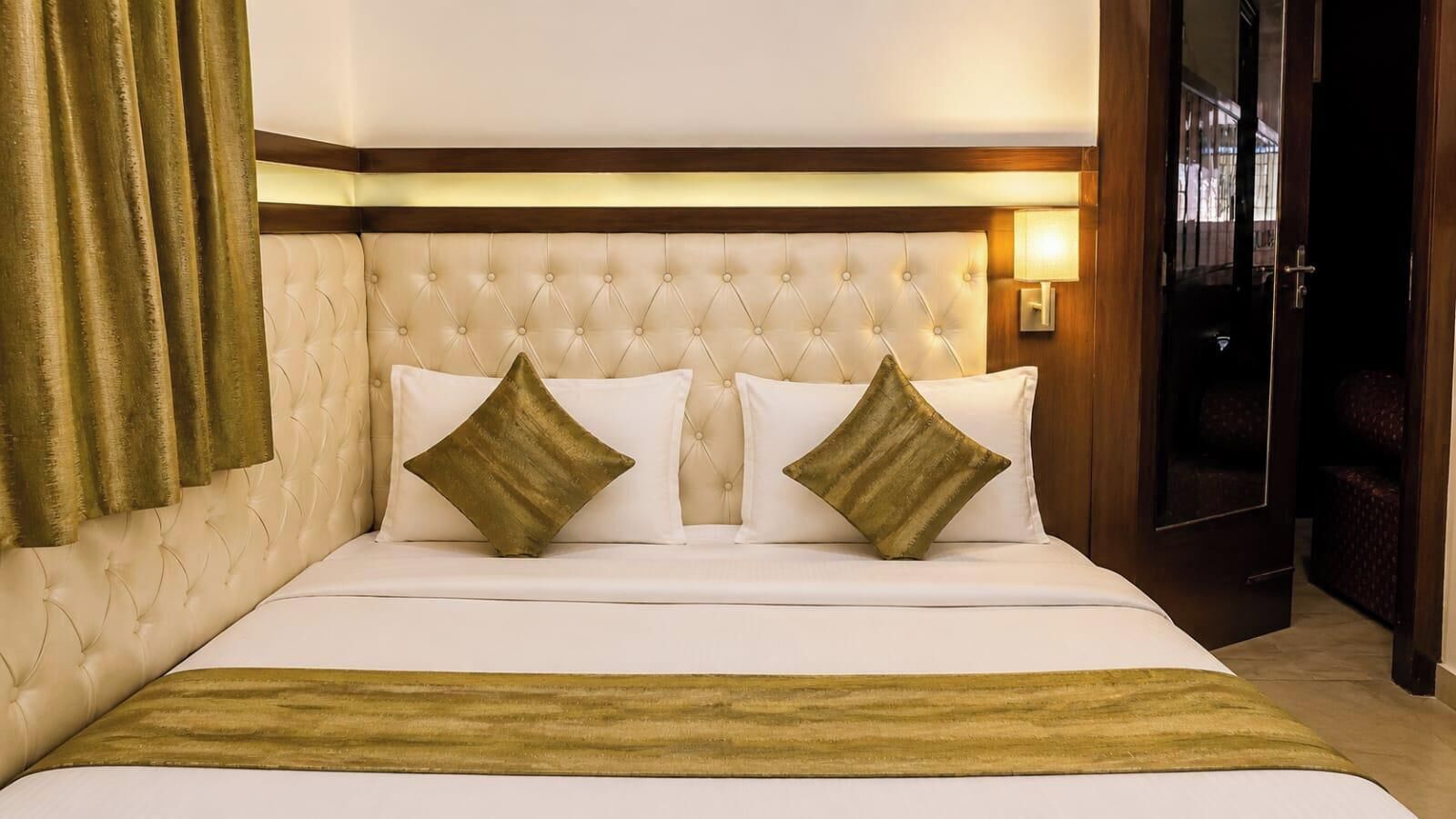 Budget AC Room | Free WiFi