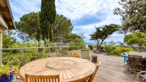 Unclassified image, 1 of 27, button - Holiday Home “Maison Mont StClair Charme Vue Mer!” Sea View, Wi-Fi, Air Conditioning (Sète)