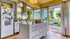 Unclassified image, 3 of 27, button - Holiday Home “Maison Mont StClair Charme Vue Mer!” Sea View, Wi-Fi, Air Conditioning (Sète)