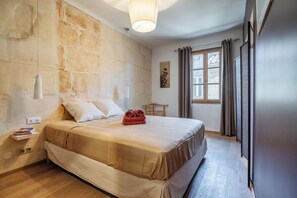 3 Schlafzimmer, Bügeleisen/Bügelbrett, Reisekinderbett, kostenloses WLAN
