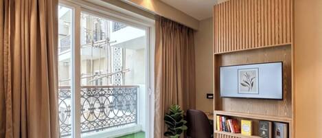 1 habitación, wifi y ropa de cama