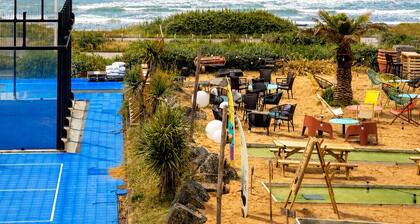 Seafront Apartment – Sleeps 4