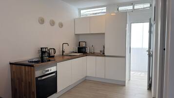 House, 2 Bedrooms, Smoking, Terrace | Interior