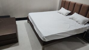 Free WiFi - JSR Inn (Mathura)