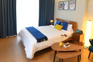 Iron/ironing board, free WiFi - Pillow & Paper (Krung Thep Maha Nakhon)