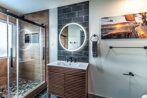 Ferienhaus, Mehrere Betten, Poolzugang, Meerblick (1617 Ocean) | Badezimmer