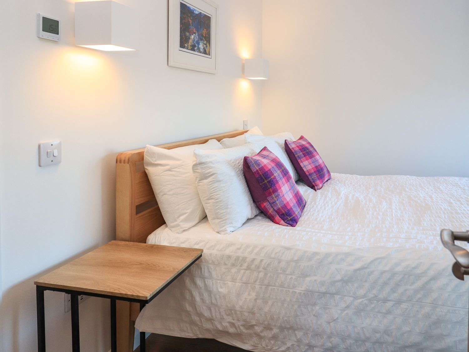 3 bedrooms, individually decorated, individually furnished, free WiFi