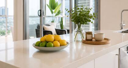 2-bedroom apartment in adorable St Leonards with PARKING