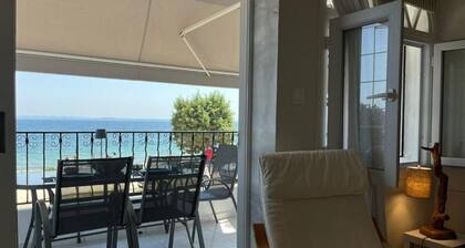Cali-Waves Apartment by RentalsPro - Halkidiki