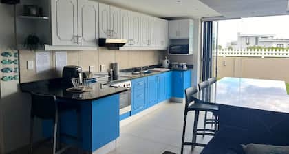 Copina Holiday Home 6