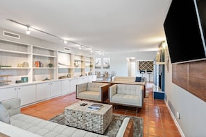 House, Multiple Beds, Hot Tub, Ocean View (4243 Ocean) | Interior - Ocean Drive Oasis w Hot Tub Awaits (Corpus Christi)