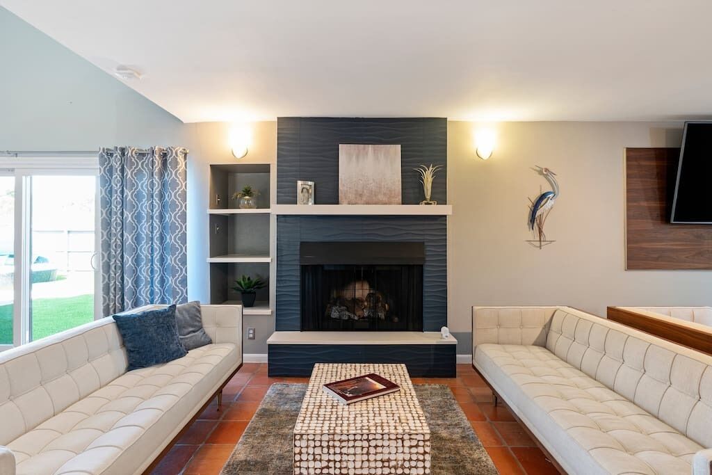 House, Multiple Beds, Hot Tub, Ocean View (4243 Ocean) | Living area