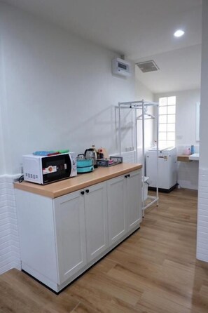 Basic Studio | Private kitchen - Oskar's House (Krung Thep Maha Nakhon)