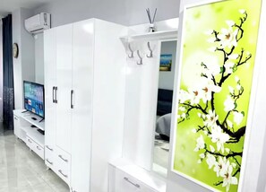 Interior - Modern Studio City Center Tirana (Tiranë)