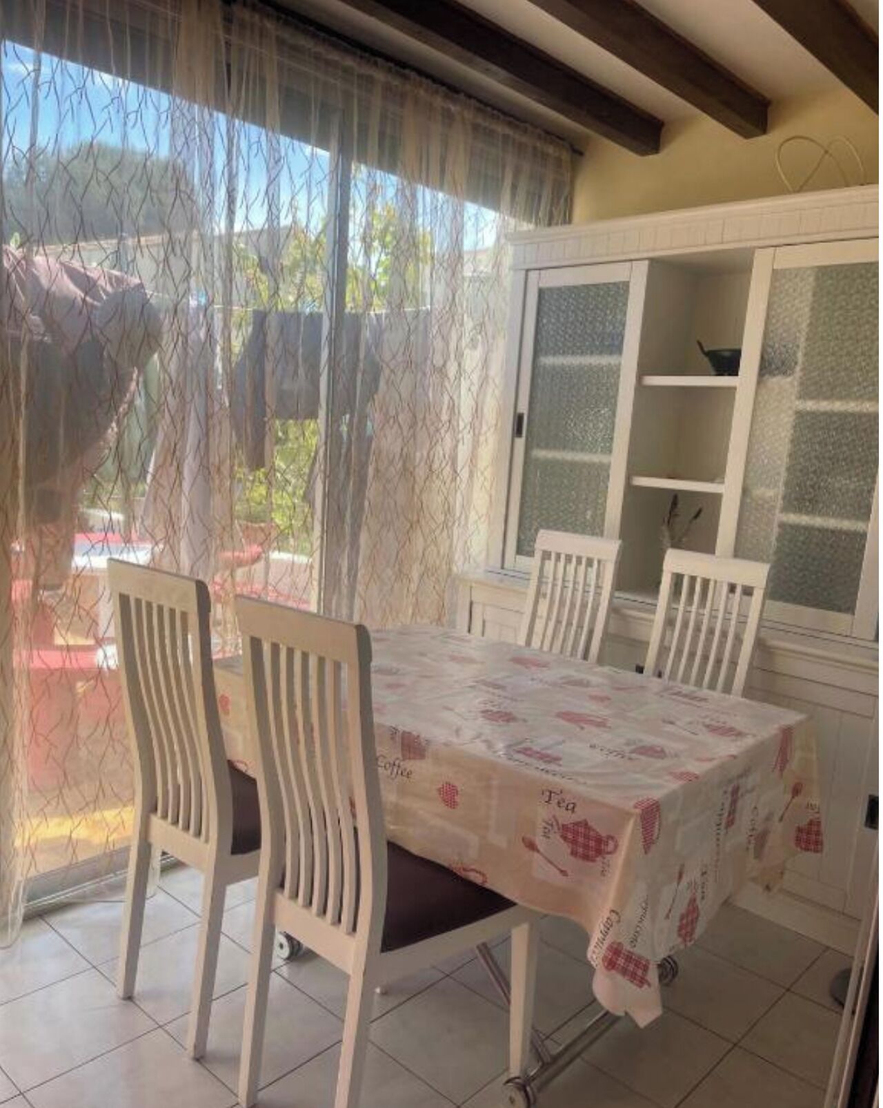 Vila | Tempat makan