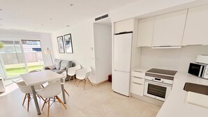 Private kitchen - Marine Earth 04 A4 by homeprive (Denia)
