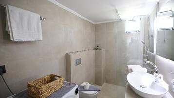 House, Smoking | 3 bedrooms