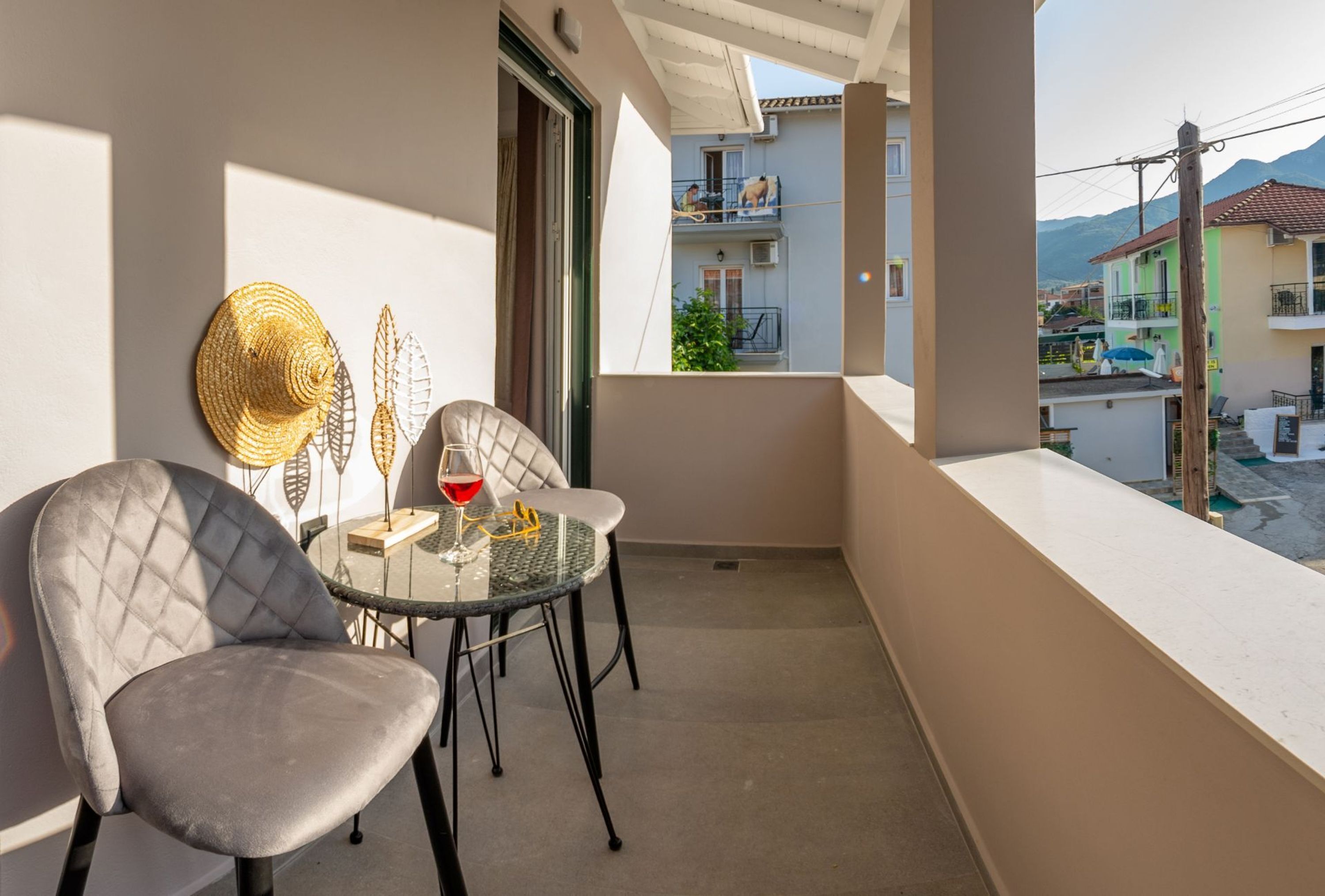 House, Smoking | 4 bedrooms, soundproofing