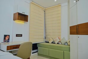Apartment | Living area - GGH Coastal Nest On The Beach (Puri)