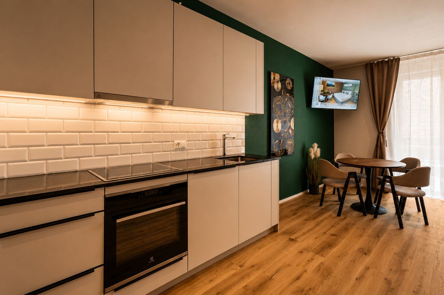Deluxe Apartment | Living area
