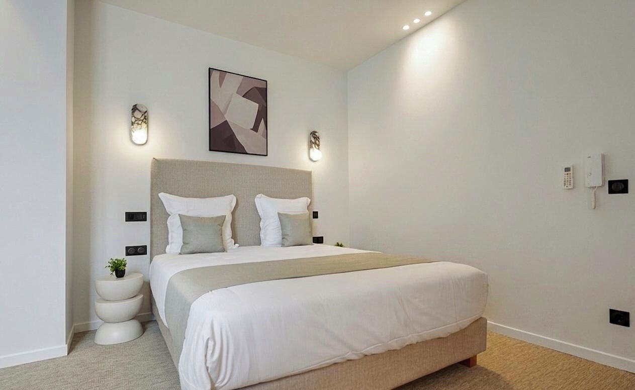 Deluxe Suite | Free WiFi
