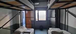 Free WiFi, wheelchair access - SEVILLE YOUR WAY HOSTAL (SEVILLA)