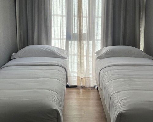 One Manquehue Double EXC Stunning 2BR Apartment