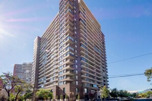 House | 2 bedrooms - Manquehue Double EXC Beautiful 2BR in Las Condes (Santiago)