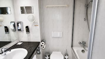Towels, soap, shampoo, toilet paper