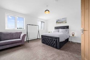 Iron/ironing board, travel cot, WiFi, bed sheets