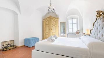 1 Schlafzimmer, BĂŒgeleisen/BĂŒgelbrett, WLAN, BettwĂ€sche