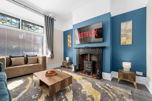Luxurious Stylish Home: Heart Of Great Harwood