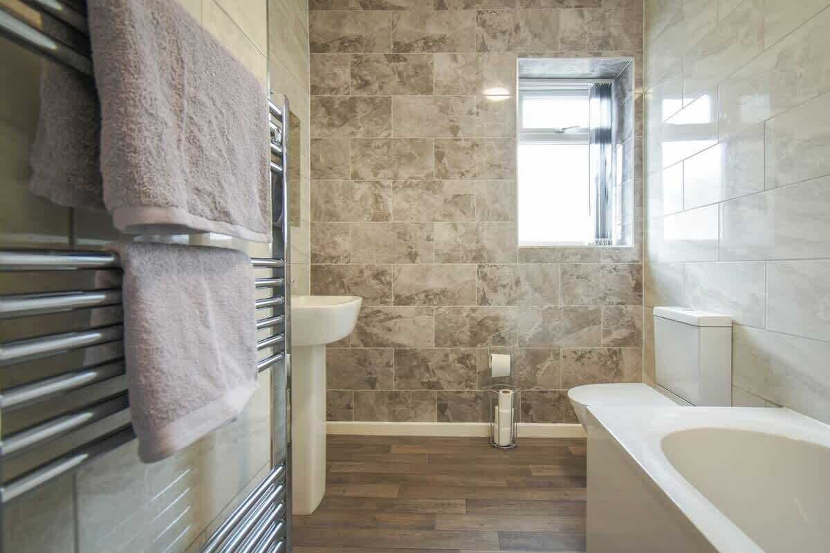 Shower, hair dryer, shampoo