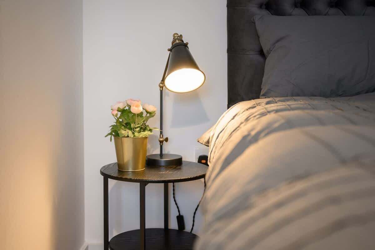 Iron/ironing board, travel cot, WiFi, bed sheets