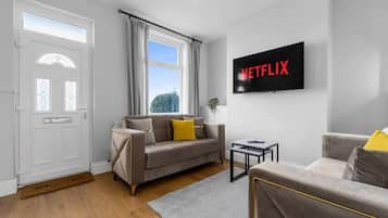 TV, fireplace, offices