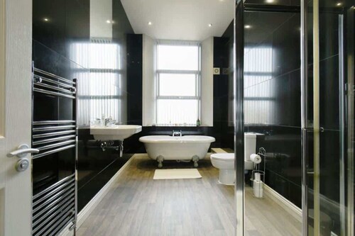 Cozy Suite in the Heart of Great Harwood