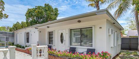 House (1 Bedroom) | Front of property