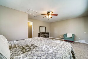 Interior - Deck, Trails & Forest Views! Ponderosa Park Cabin (Prescott)