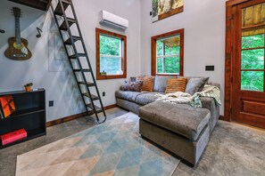 Casa (2 Bedrooms) | Interior