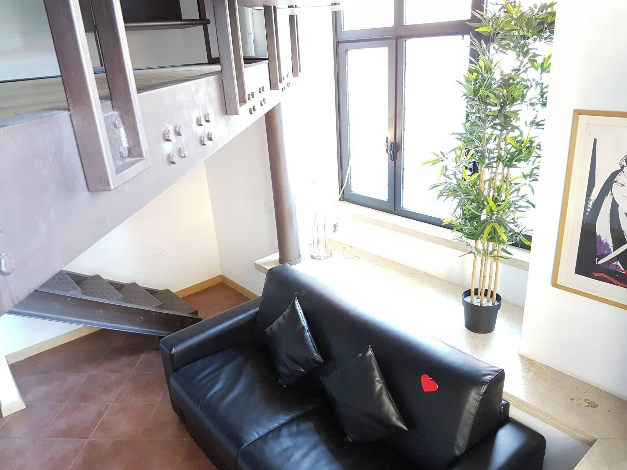 Apartment, 2 Bedrooms, Accessible, Smoking | Living room