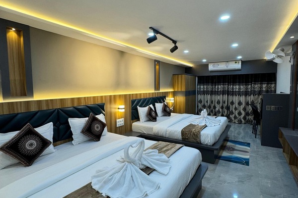 Deluxe Quadruple Room | WiFi (free)