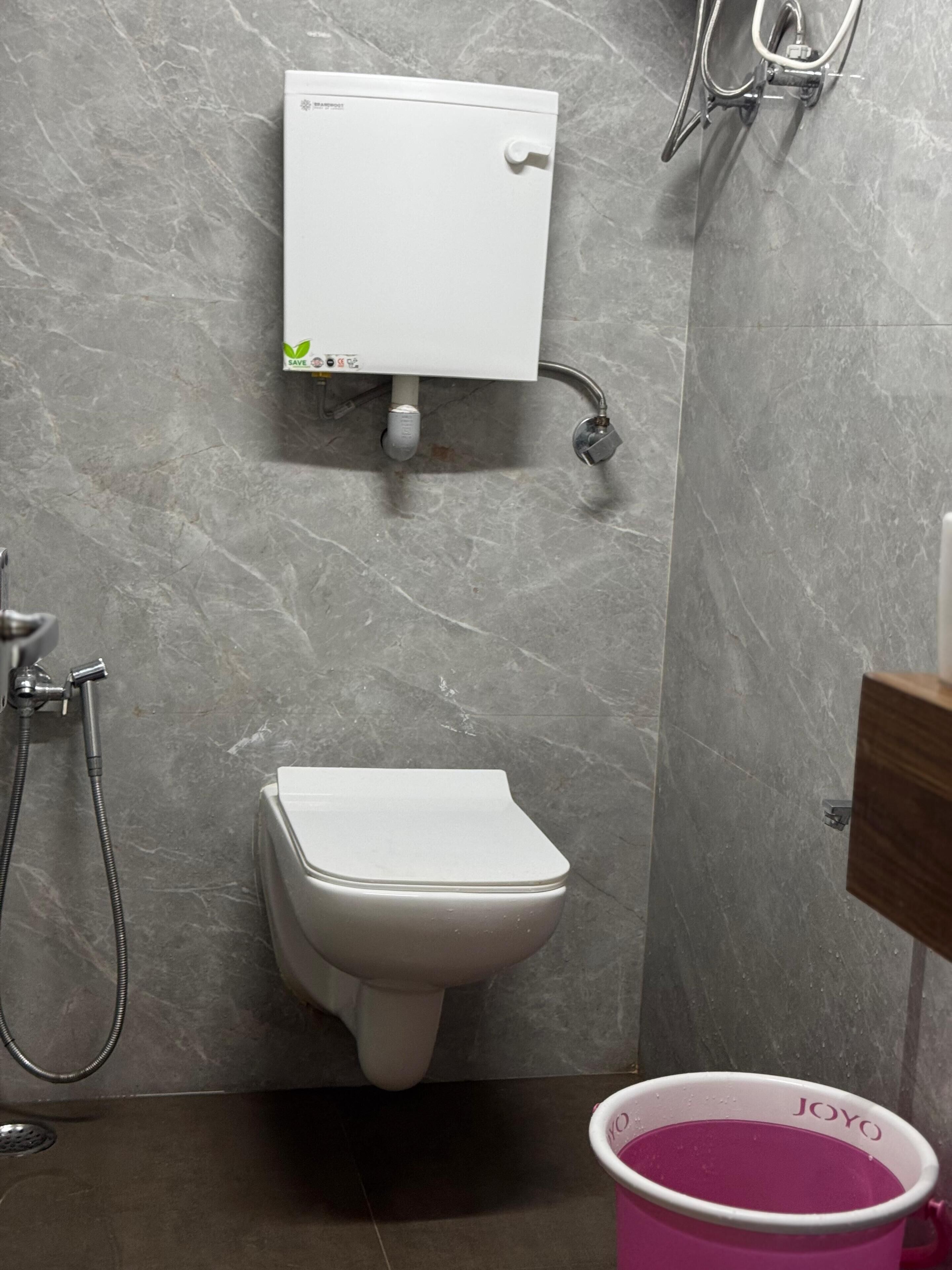 Standard Quadruple Room | Bathroom | Shower, free toiletries, towels, soap