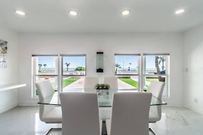 House, Multiple Beds, Pool Access, Ocean View (3553 Ocean) | Dining - Ocean Drive Splendor Awaits (Corpus Christi)