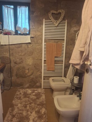 Bathroom - Vrbo Property (Faicchio)